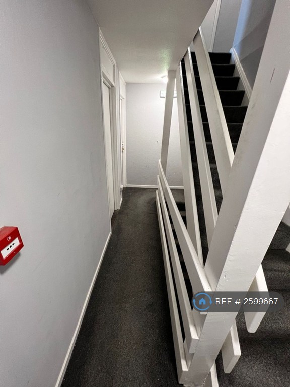 1 bedroom in Waterpump Court, Northampton, NN3 (#2599667)