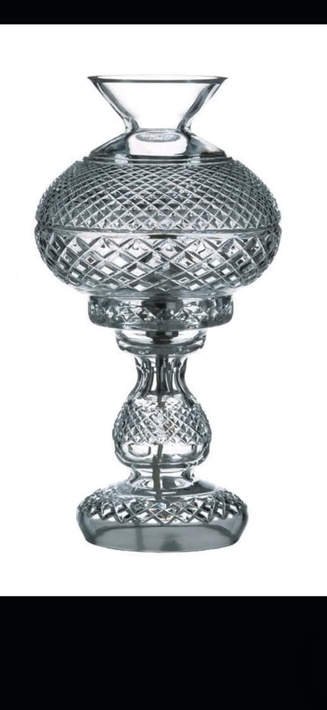 REDUCED Stunning Waterford Crystal Innishmaan lamp