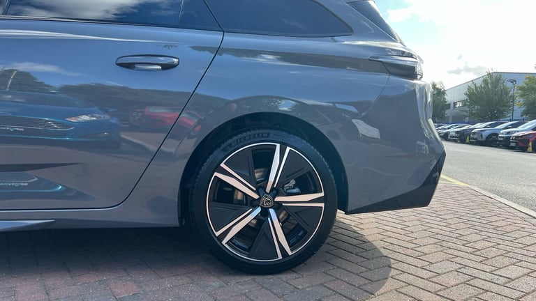 2025 Peugeot 308 SW 1.2 PureTech MHEV GT Estate 5dr Petrol Hybrid e-DSC Euro 6 (s/s) (136 ps) Est...