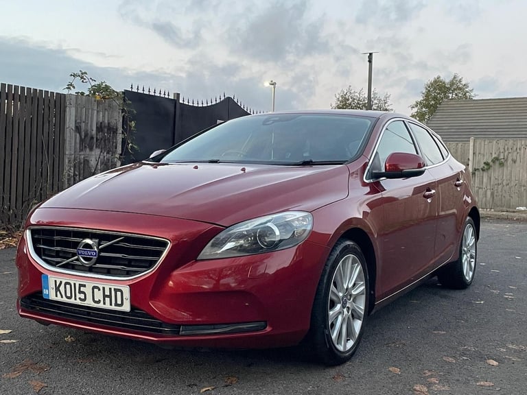 2015 Volvo V40 D4 [190] SE Lux Nav 5dr HATCHBACK DIESEL Manual