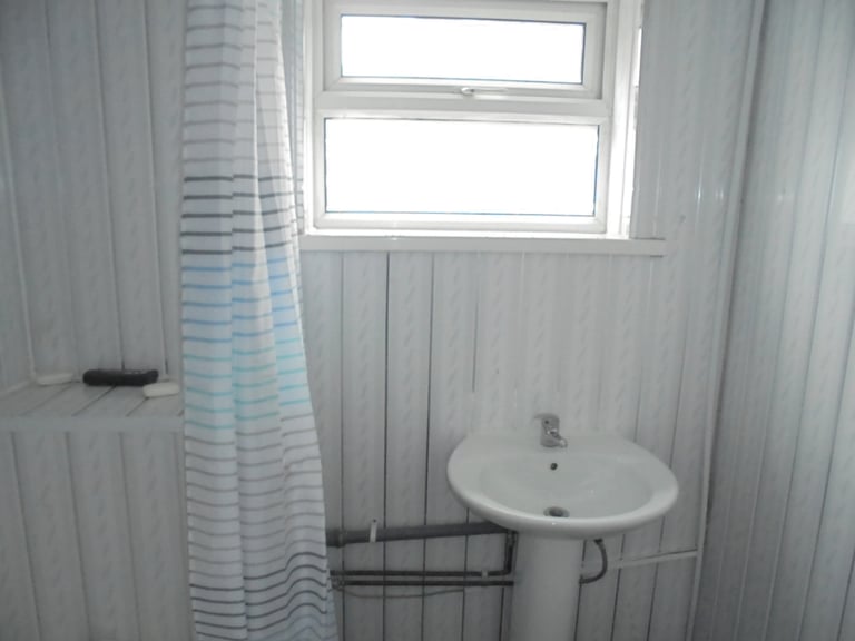 Rooms Availabe to Rent in Oakwood Road, Sparkhill. 24hr Move In. Supported Accommodation