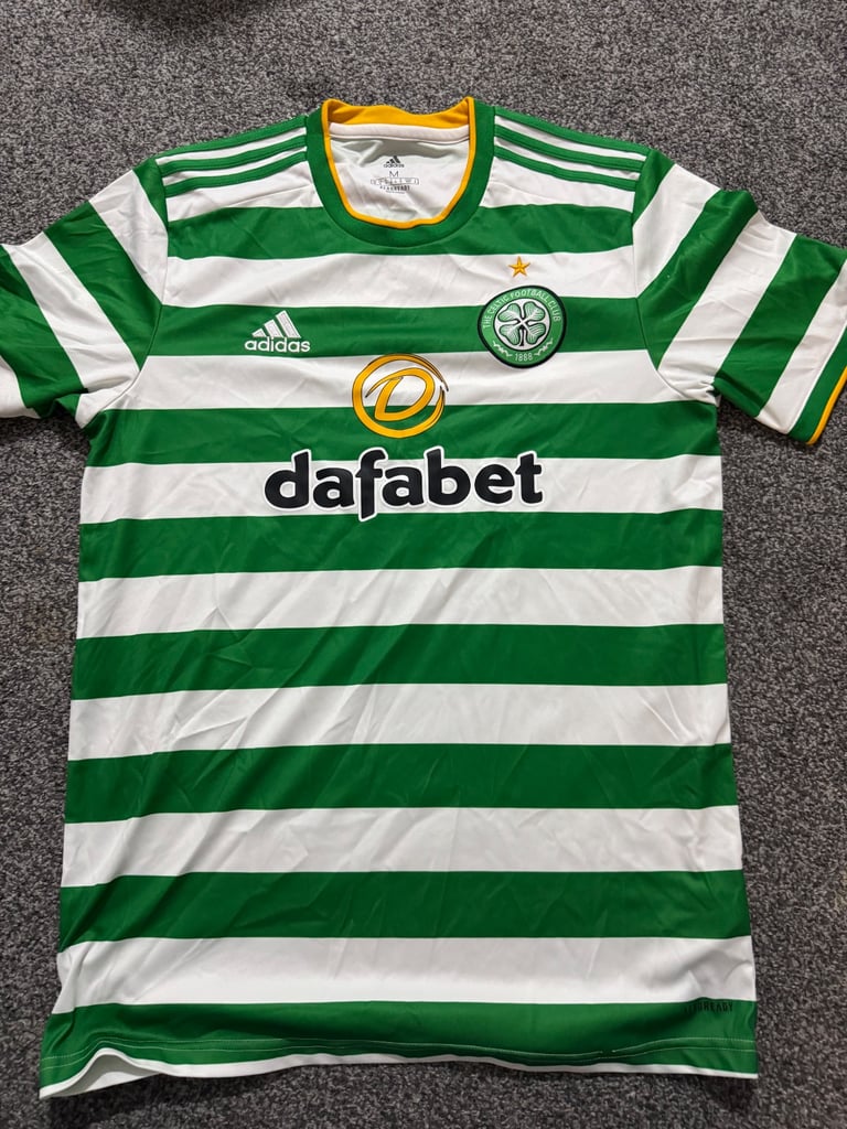 Celtic top medium 