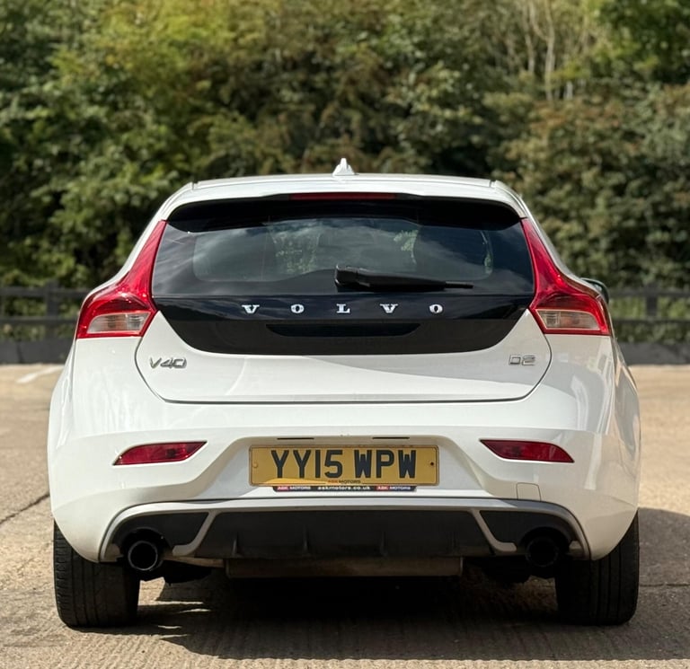2015 Volvo V40 1.6 D2 R-Design Powershift Euro 5 (s/s) 5dr Diesel