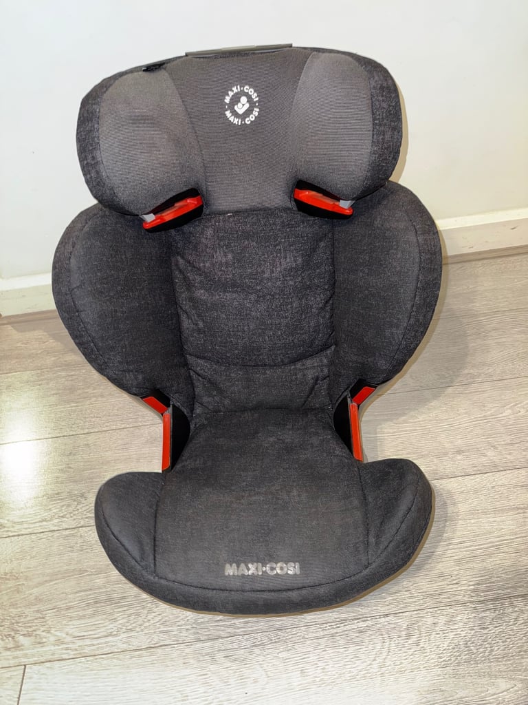 image for maxi cosi rodifix car baby child seat booster with isofix - excellent