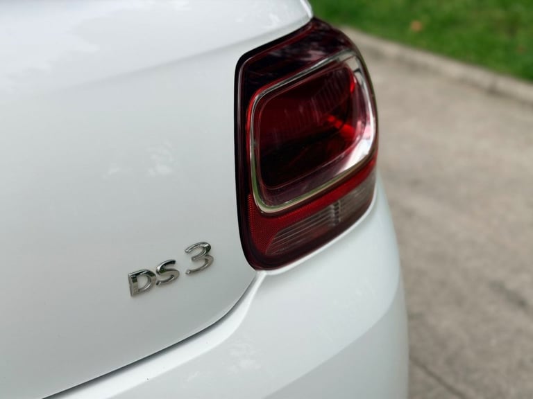 2017 DS Automobiles DS 3 1.2 PureTech Chic Hatchback 3dr Petrol Manual Euro 6 (82 ps) Hatchback P...
