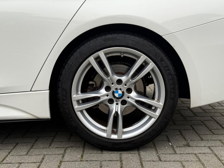 2015 BMW 3 Series 2.0 320i M Sport Euro 6 (s/s) 4dr SALOON Petrol Manual