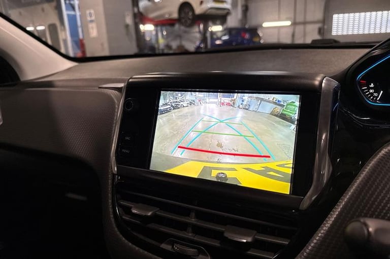 2018 Peugeot 2008 1.2 PureTech Allure Premium 5dr [Start Stop] HATCHBACK PETROL Manual