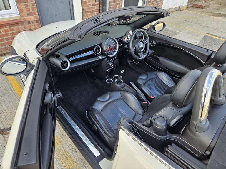 2014 MINI Roadster 1.6 Cooper Euro 6 (s/s) 2dr CONVERTIBLE Petrol Manual