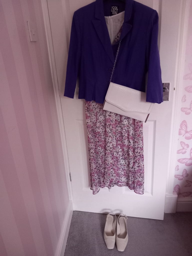 image for COUNTRY CASUALS OCCASION DRESS as new 
