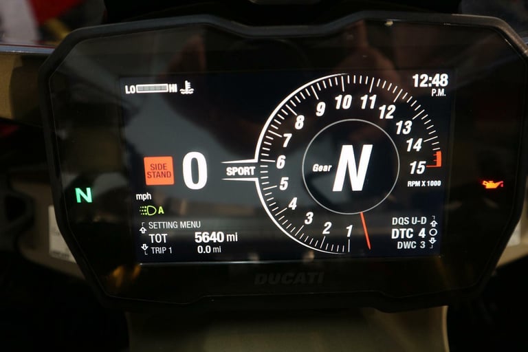 DUCATI PANIGALE V4S - 2018 - 6000 MILES