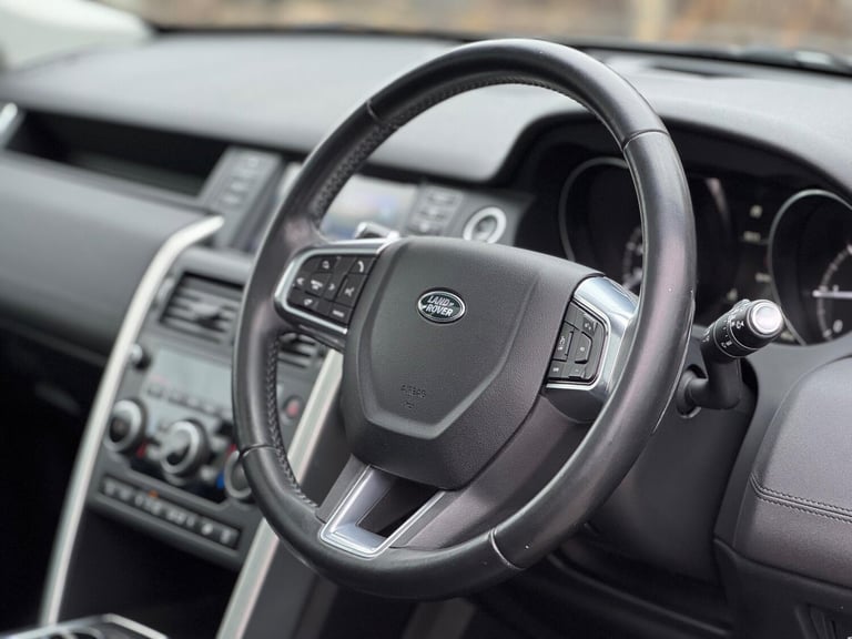 2018 Land Rover Discovery Sport 2.0 TD4 HSE Black Auto 4WD Euro 6 (s/s) 5dr ESTATE Diesel Automatic