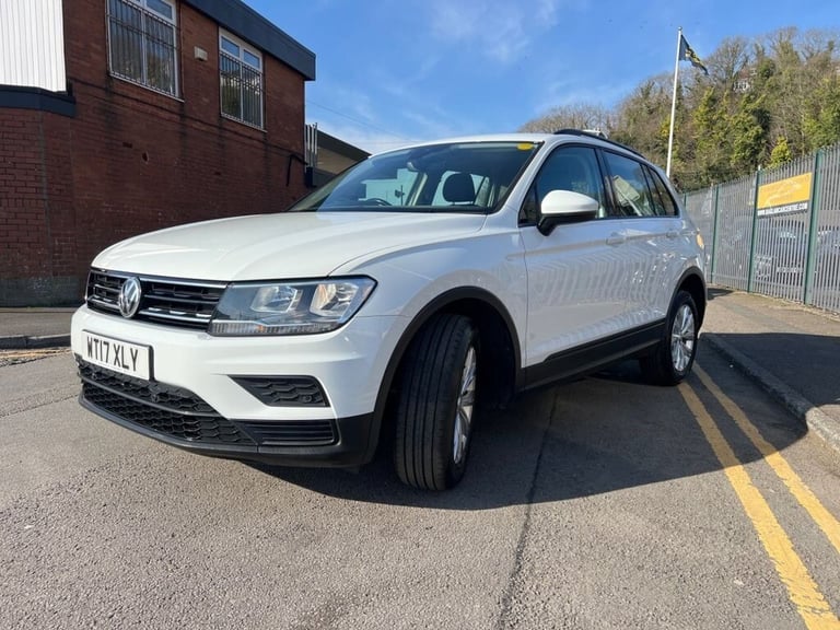 2017 Volkswagen Tiguan 2.0 TDI S SUV 5dr Diesel DSG 4Motion Euro 6 (s/s) (150 ps) ESTATE Diesel A...