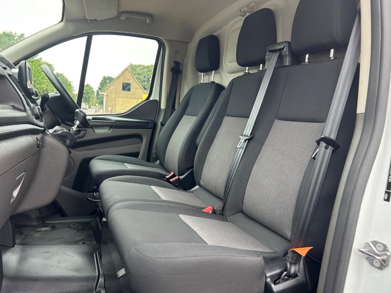 FORD TRANSIT CUSTOM 2.0 340 A/C LWB + Â?14,975 Plus VAT +