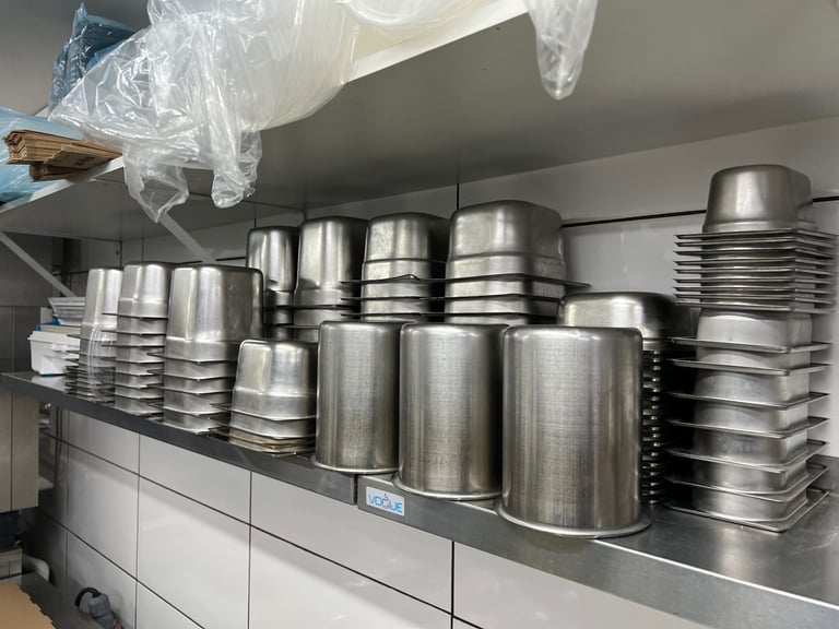 Commercial Catering Equipment - Rational Combi Oven POLAR Fridge Coffee LA Marzocco Pizza Oven 