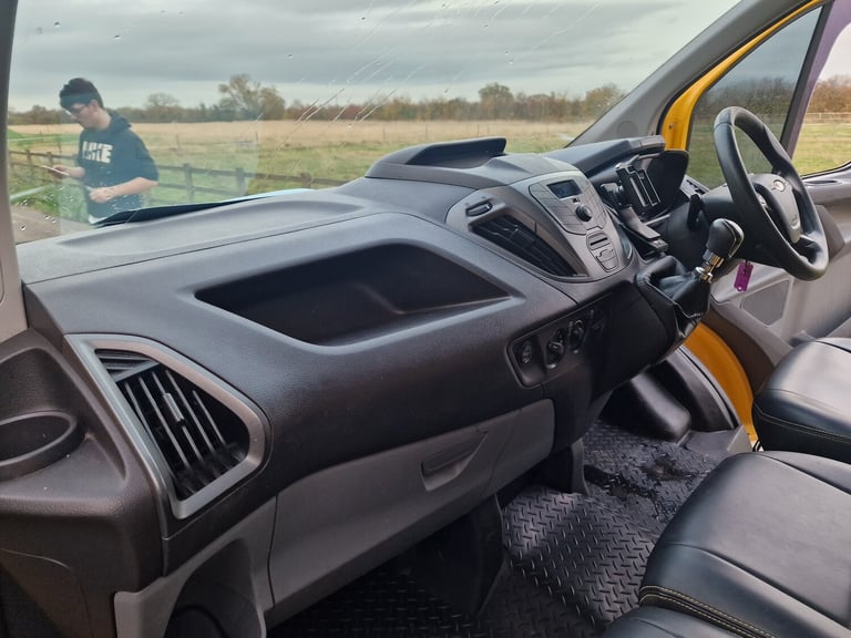 2017 Ford Transit Custom  Yellow  Drives Perfect  10m MOT  Ex AA  ULEZ