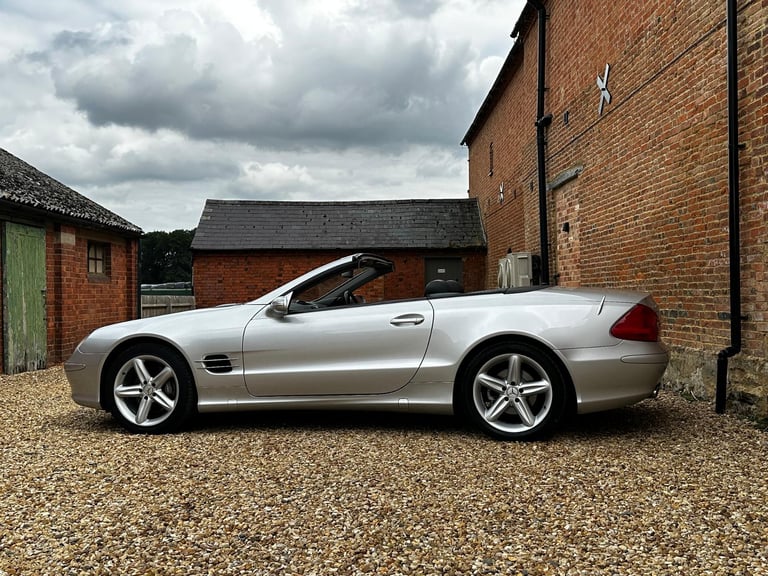 2005 Mercedes-Benz SL 500 Auto. Just 41,000 Miles From New. Panoramic Roof.