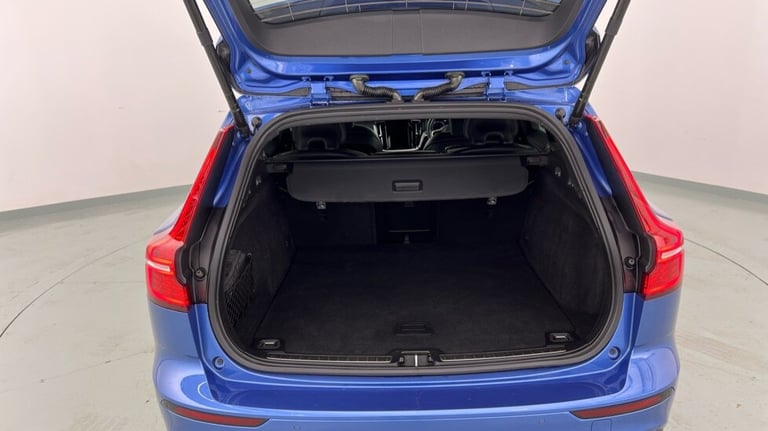 2020 Volvo V60 R-Design, B5 mild hybrid Estate Petrol Automatic