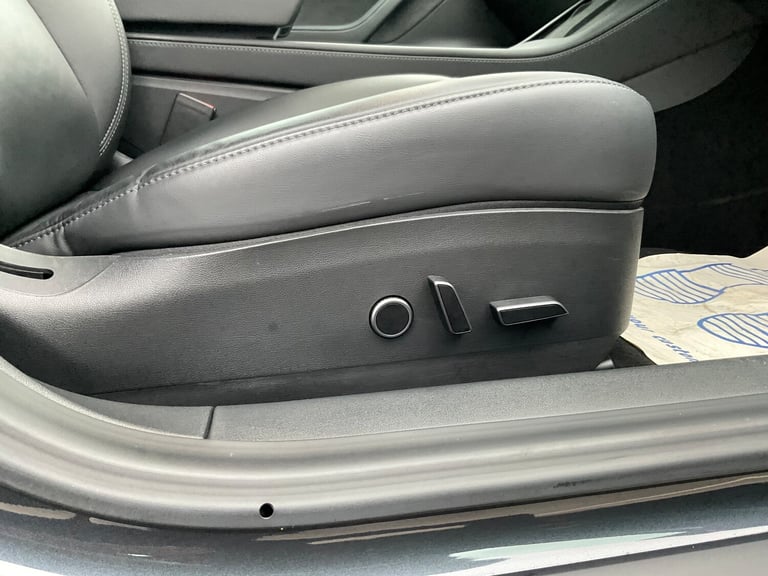 2022 Tesla Model 3 PERFORMANCE AWD Saloon ELECTRIC Automatic