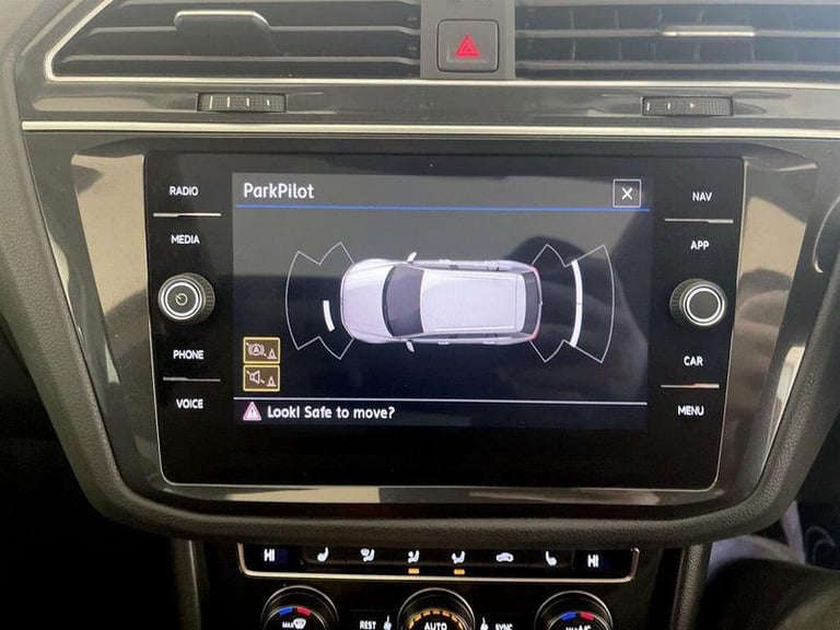 2020 Volkswagen Tiguan 2.0 TDi 150 4Motion SEL 5dr ESTATE DIESEL Manual