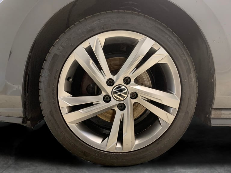 2023 Volkswagen Golf 1.5 TSI R-Line Hatchback 5dr Petrol Manual Euro 6 (s/s) (130 ps) - PARK SEN ...