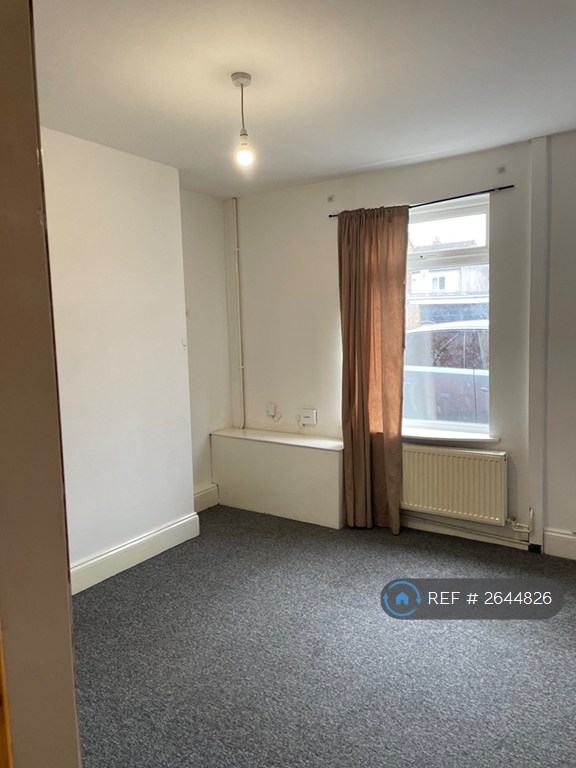 2 bedroom house in Castle Terrace Road, Sleaford, NG34 (2 bed) (#2644826)