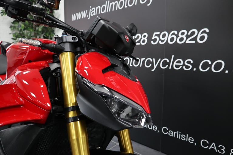 Ducati Streetfighter V4S 25 Model Year. Approved Used