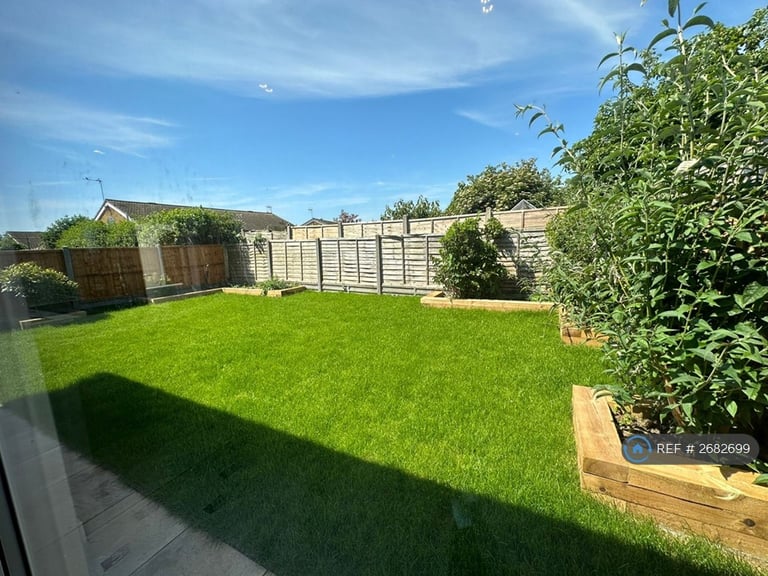 3 bedroom house in Yew Tree Road, St. Marys Bay, Romney Marsh, TN29 (3 bed) (#2682699)