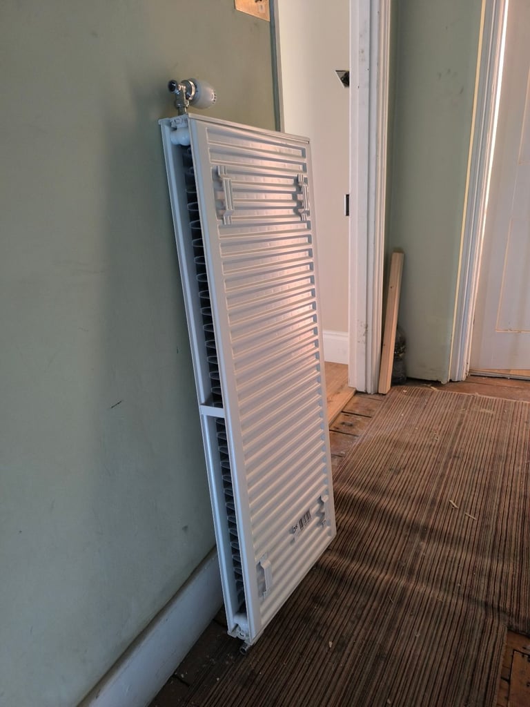*FREE* Radiators x 3