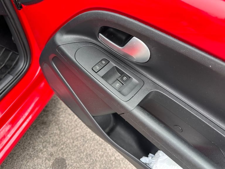 2019 69 VOLKSWAGEN UP! 1.0 MOVE UP! HATCHBACK 3DR PETROL MANUAL EURO 6 (S/S) (60