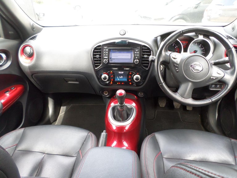 2016 Nissan Juke 1.2 DiG-T Tekna 5dr HATCHBACK PETROL Manual