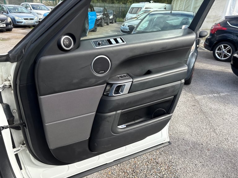 2013 Land Rover Range Rover Sport 3.0 TDV6 SE  - SVR REP - Excellent condition - Low Miles  ESTAT...