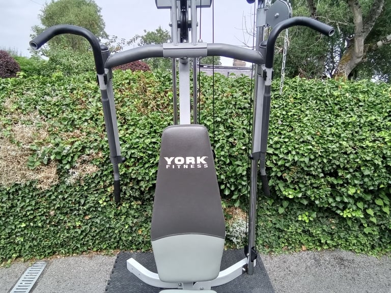 York G560 Multi Gym and Accessories with 100Kg Steel Stack Load