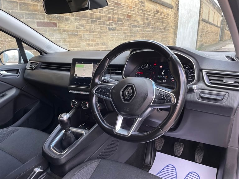 2020 Renault Clio ICONIC 1.5 DCI HATCHBACK Diesel Manual