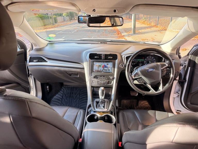 Ford, MONDEO, Hatchback, 2015, Semi-Auto, 1997 (cc), 5 doors