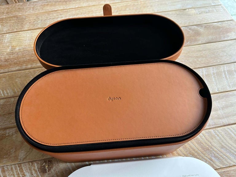 BRAND NEW Dyson Airwrap
