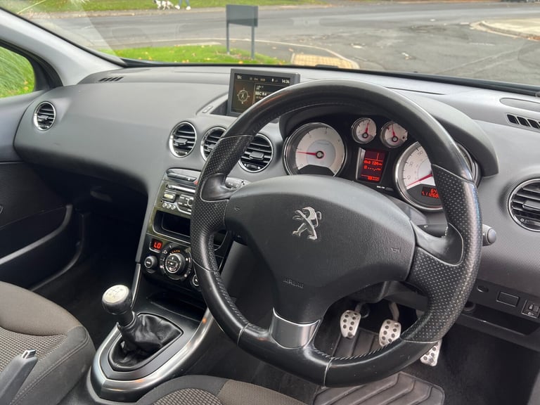 2013 Peugeot 308 1.6 HDi 92 Active 5dr [Sat Nav] HATCHBACK Diesel Manual
