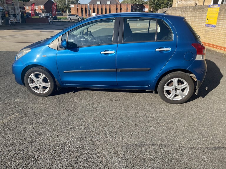 Toyota, YARIS, Hatchback, 2010, Manual, 1329 (cc), 5 doors