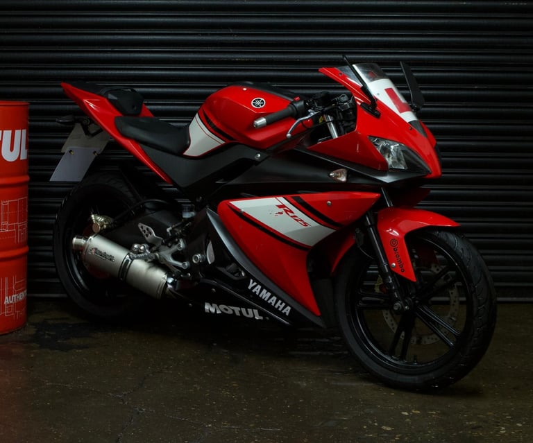 Yamaha YZF R125 NOT RC125 CBR125 CBR125R R-125  