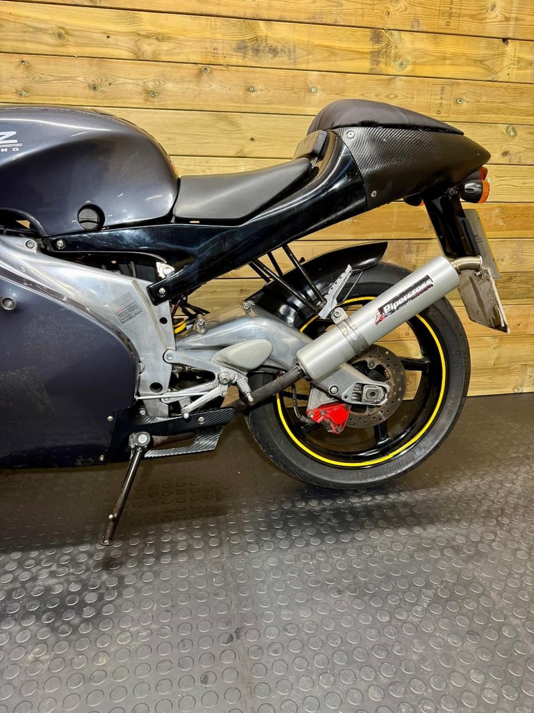 Aprilia RS125 / 2003 model / CHEAP P/X TO CLEAR!