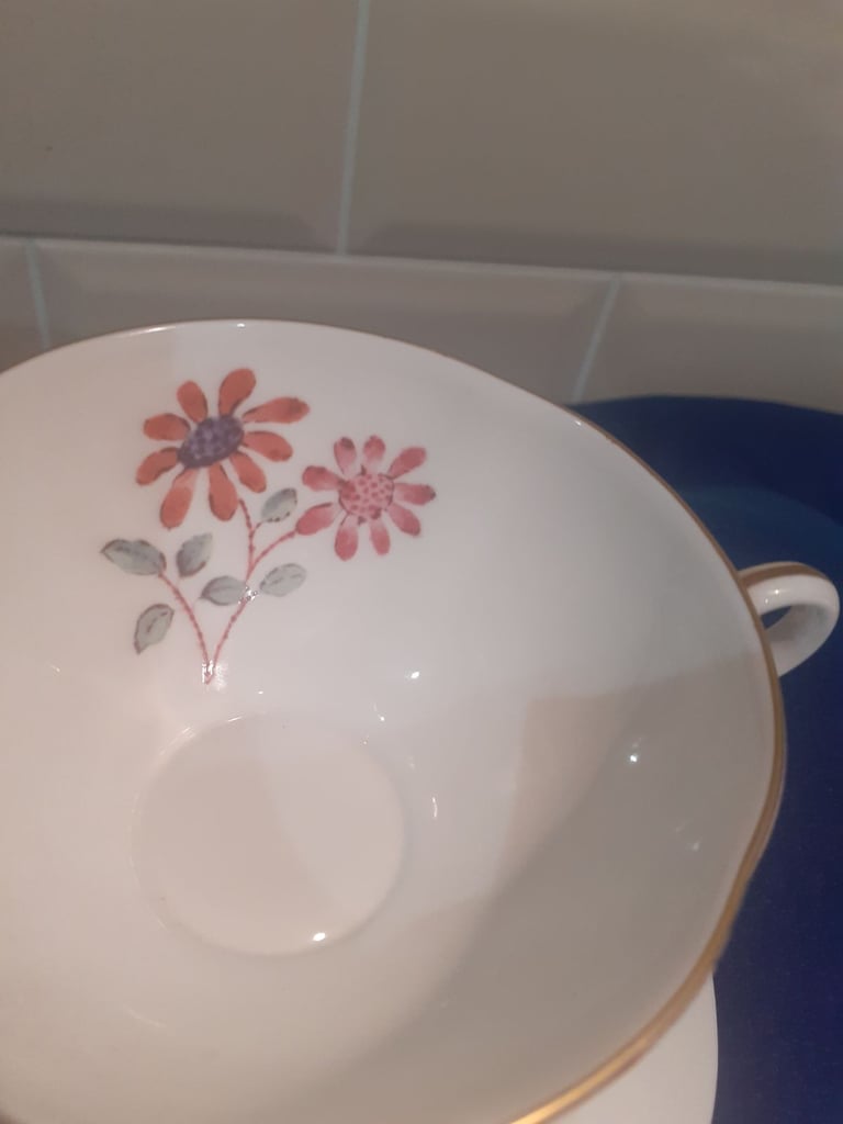 Beautiful Wedgwood China Cuckoo Cup & Saucer, Pink, Gold, Floral, Besutiful, Hallmarj, Unused