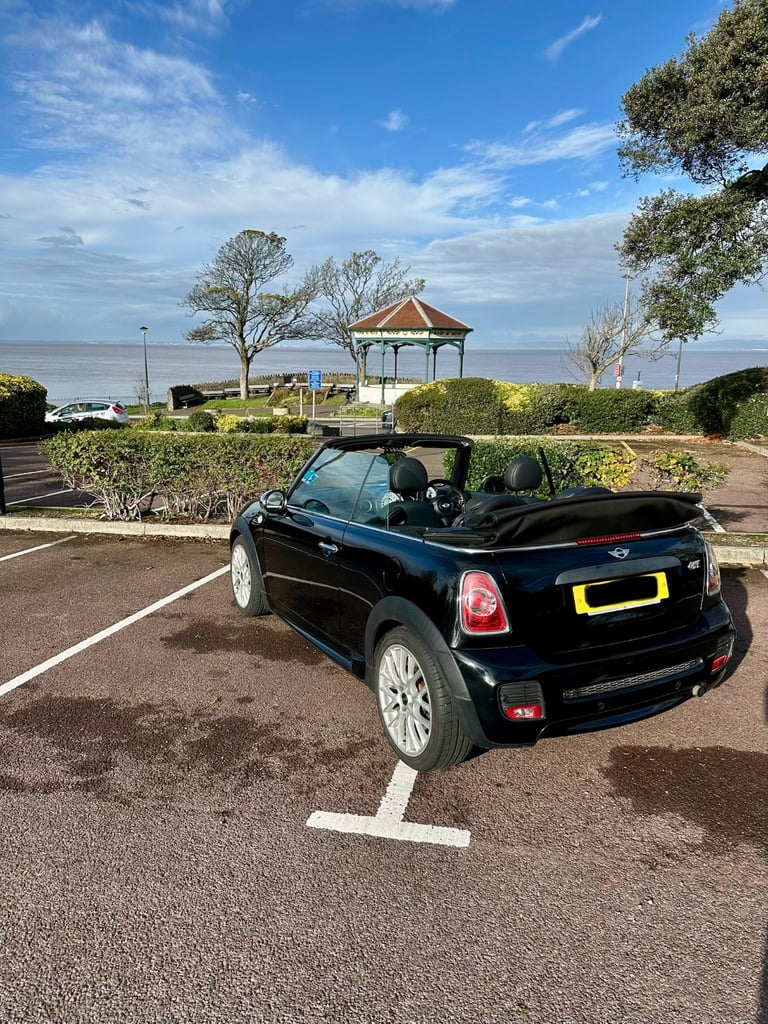 Mini, CONVERTIBLE, Convertible, 2012, Manual, 1598 (cc), 2 doors