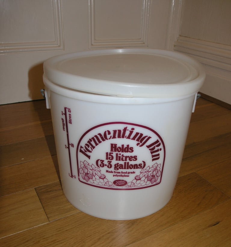 Boots 15 Litre Fermenting Bin For Brewing only £3 Weymouth