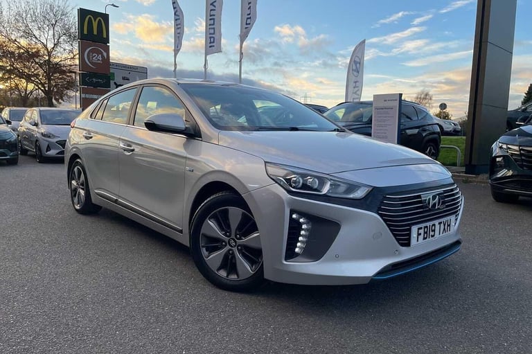 image for 2019 Hyundai IONIQ Premium SE Plug In Hybrid 1.6 GDi PHEV (141ps) HATCHBACK Petrol/Electric Hybri...