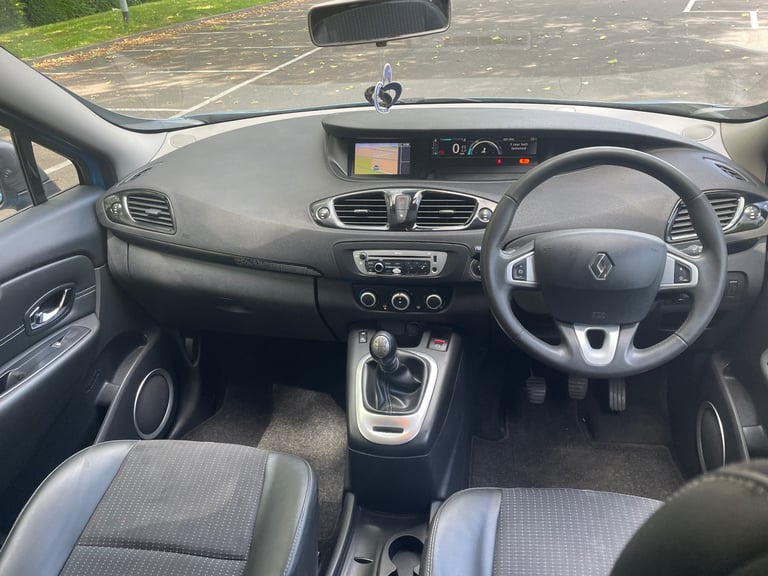 RENAULT SCENIC 1.5 DCI 