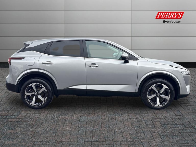 2022 Nissan Qashqai 1.3 DiG-T MH N-Connecta 5dr SUV PETROL Manual