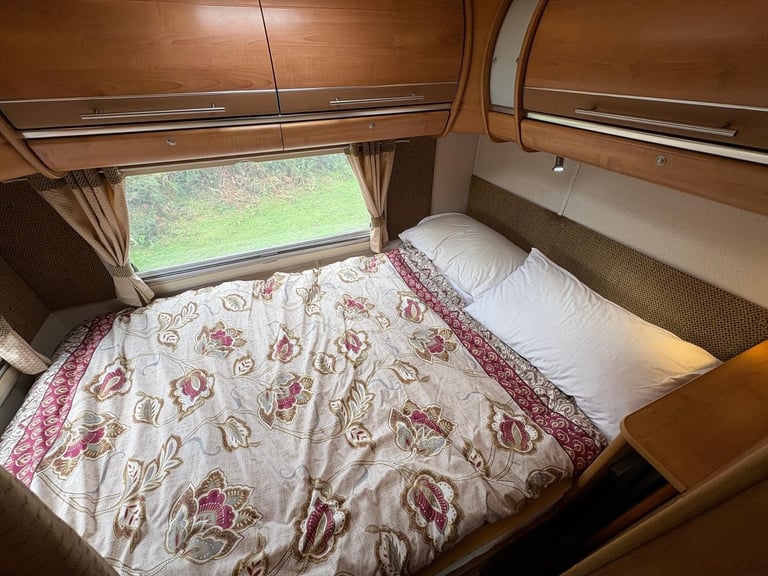 Autotrail Chieftain 2007 Twin Axle 4 Berth 4 Belt Motorhome For Sale 
