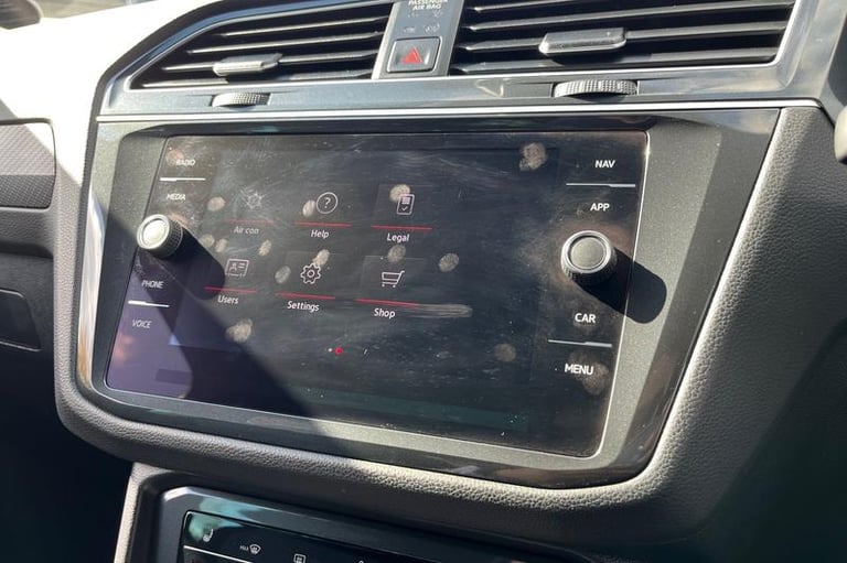 2021 Volkswagen Tiguan 2.0 TDI R-Line 5dr DSG ** Touch Screen Navigation - USB / Bluetooth Connec...