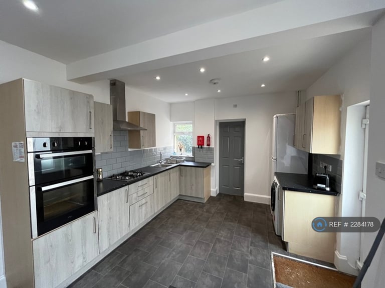 5 bedroom house in Colman Road, Norwich, NR4 (5 bed) (#2284178)