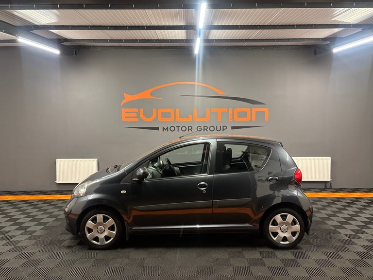2006 Toyota AYGO 1.0 VVT-i + 5dr MMT HATCHBACK Petrol Automatic