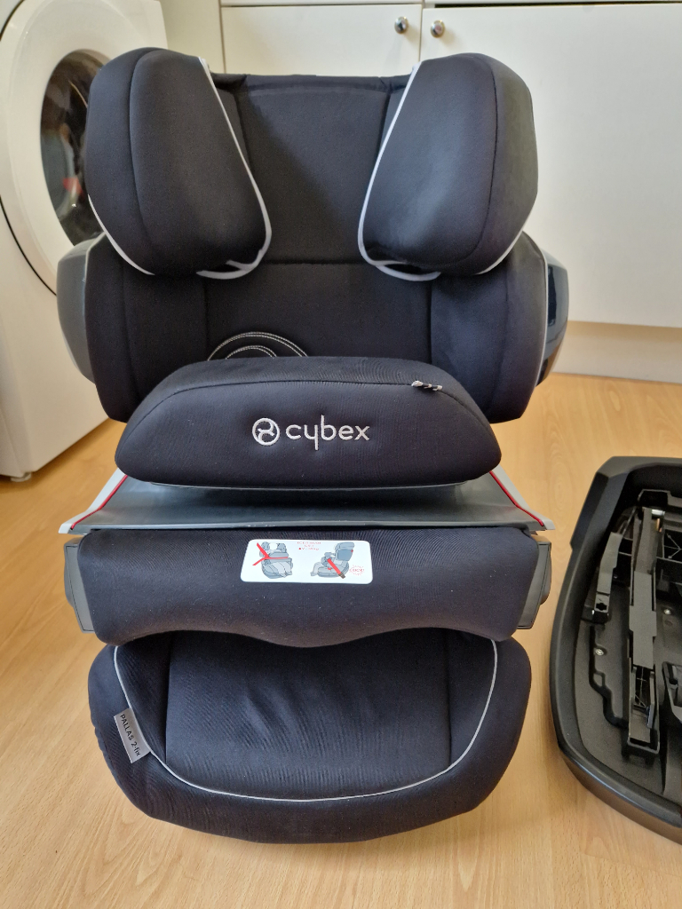 Cybex Pallas 2 Fix Car Seat and Isofix Base, in Glenrothes, Fife